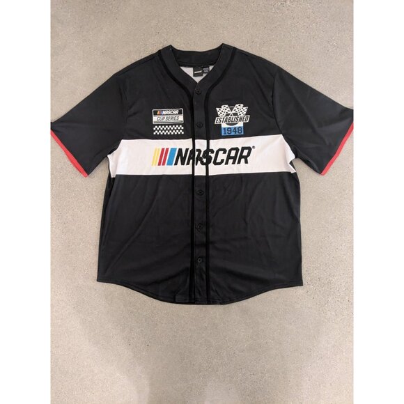 NASCAR Shirt Men's XL Black Cup Series Daytona Beach Florida - Picture 1 of 6